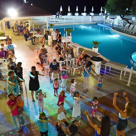 Vakantiepark Fabilia Family Marotta 3*